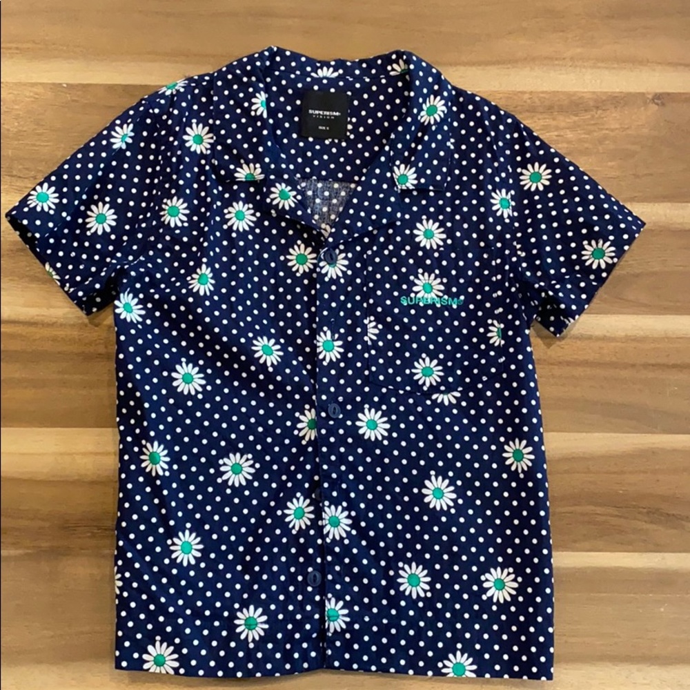 Superism short sleeve button down shirt